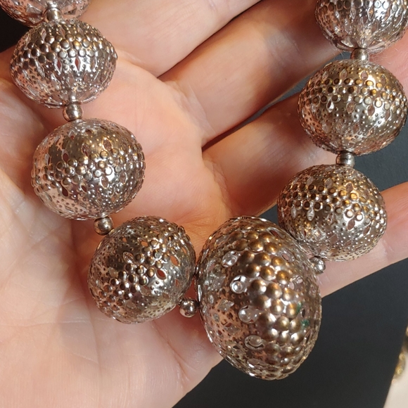 Necklace - Picture 2 of 6